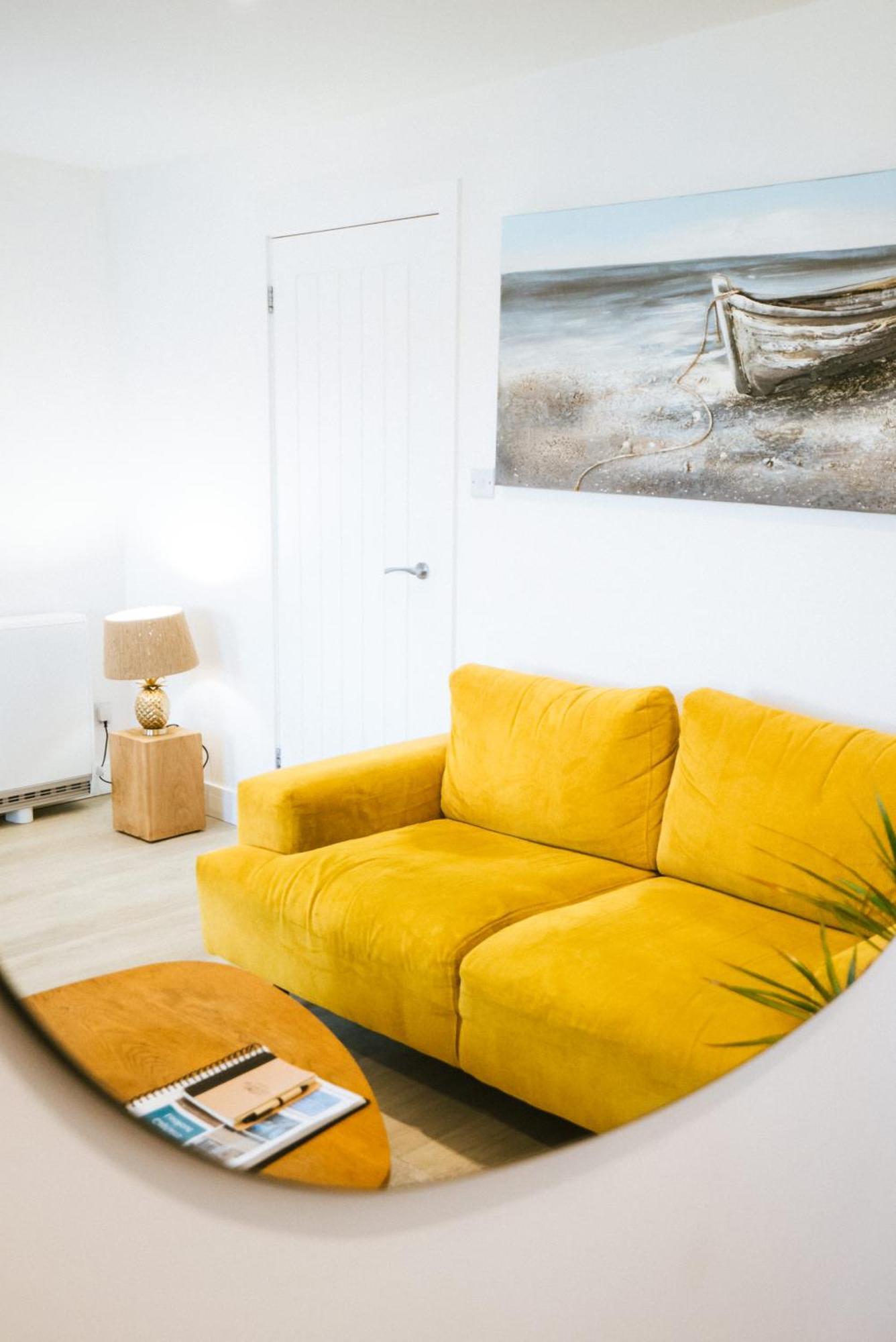 פאלמות' Breathtaking High Street Townhouse With Stunning Sea Views At 'The Old Fishermans Townhouse' מראה חיצוני תמונה