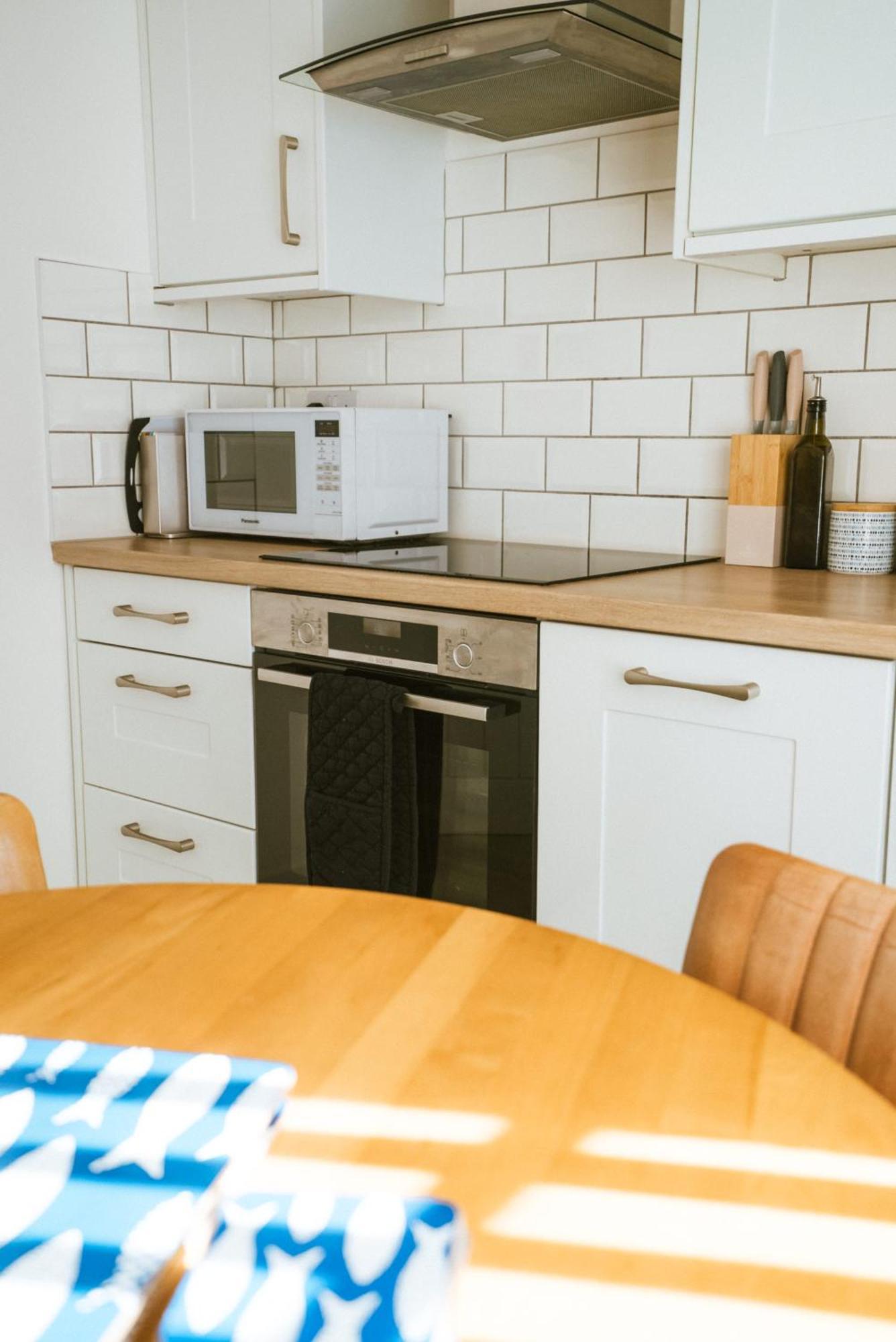 פאלמות' Breathtaking High Street Townhouse With Stunning Sea Views At 'The Old Fishermans Townhouse' מראה חיצוני תמונה