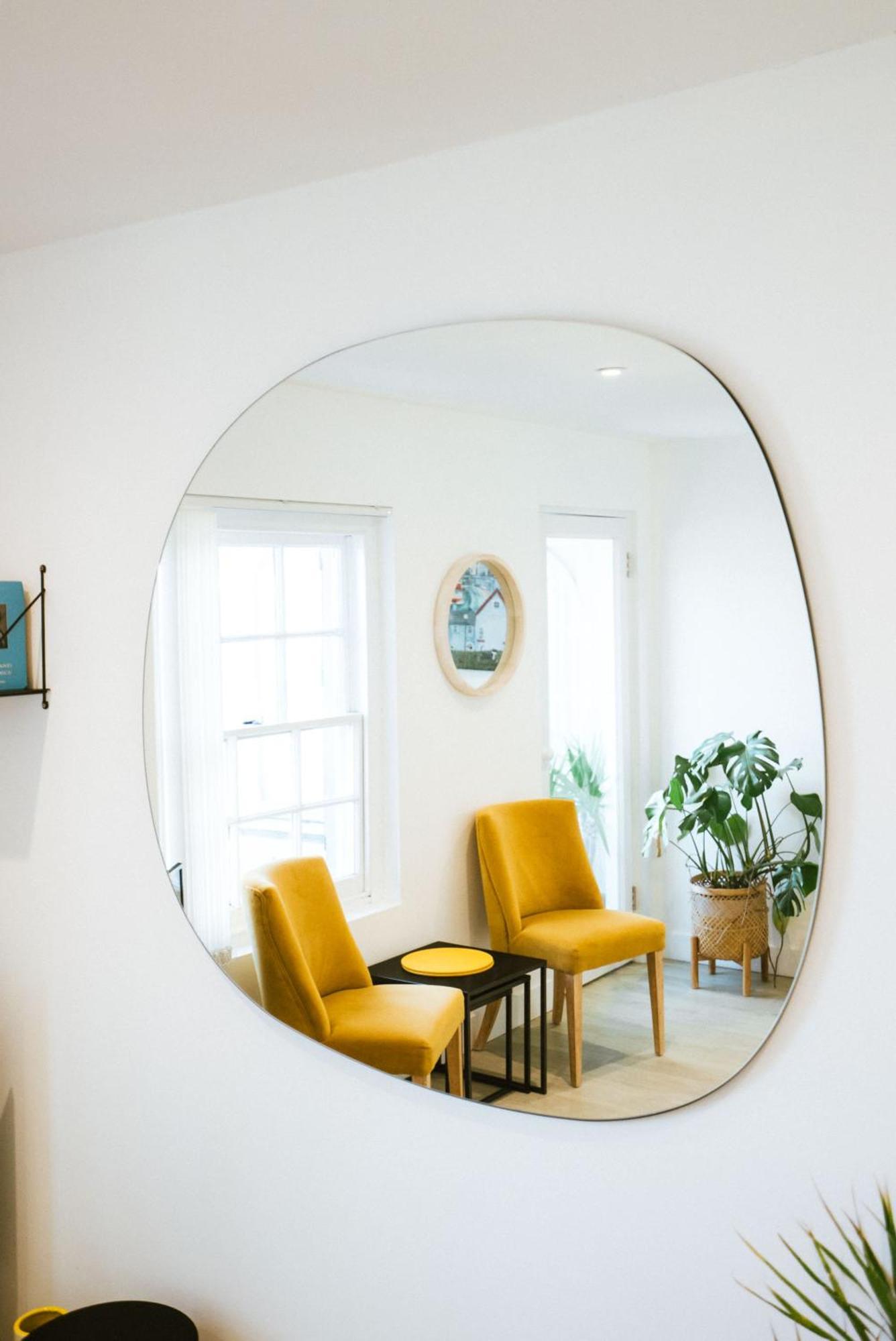 פאלמות' Breathtaking High Street Townhouse With Stunning Sea Views At 'The Old Fishermans Townhouse' מראה חיצוני תמונה