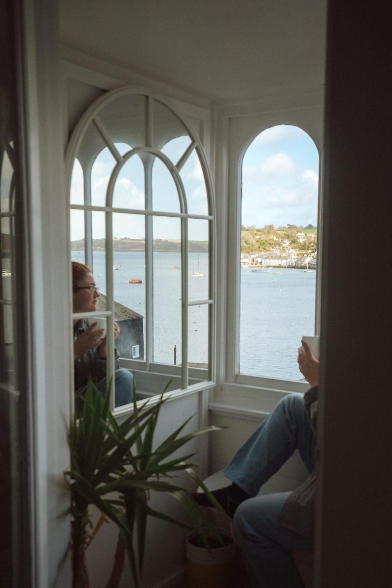 פאלמות' Breathtaking High Street Townhouse With Stunning Sea Views At 'The Old Fishermans Townhouse' מראה חיצוני תמונה
